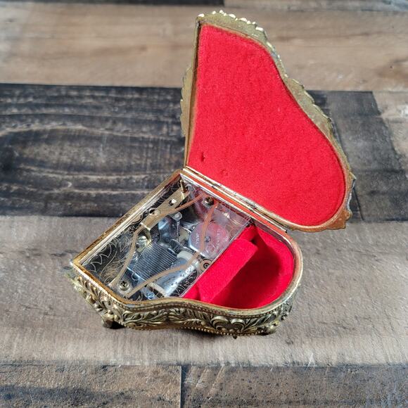 Vintage Gold Tone Piano Music Ring Box - Japan Made - Picture 7 of 11